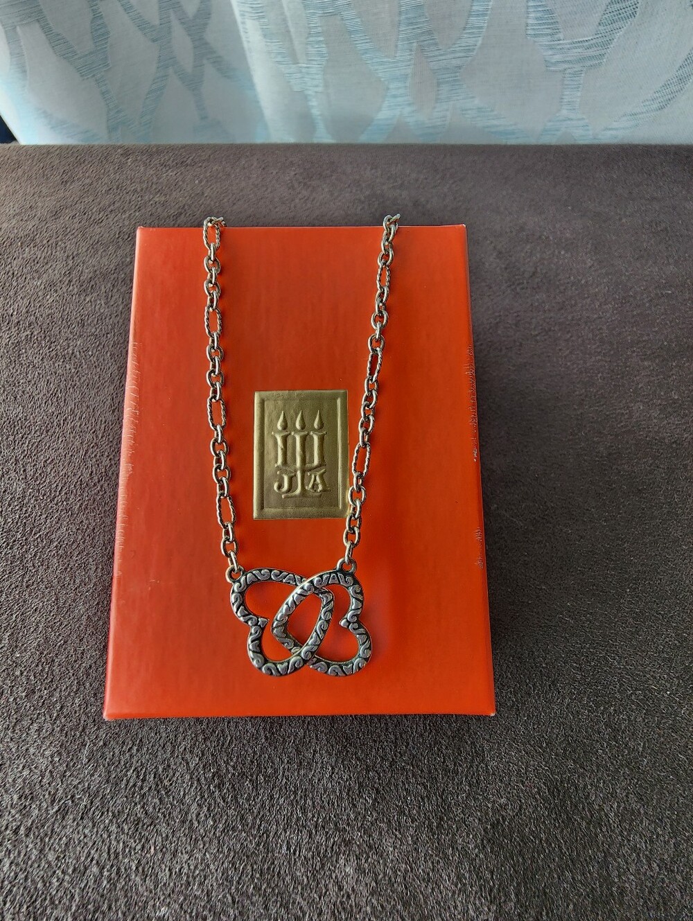 Vintage James Avery Sterling Silver Scroll Interlocking Hearts Necklace